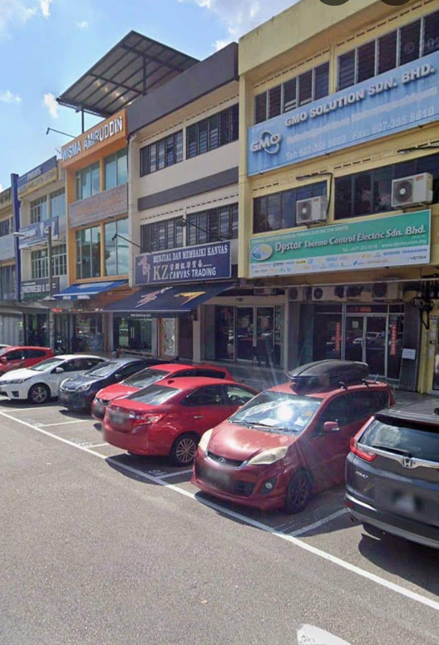 3-Storey Shoplot Jalan Rosmerah 2/17 3