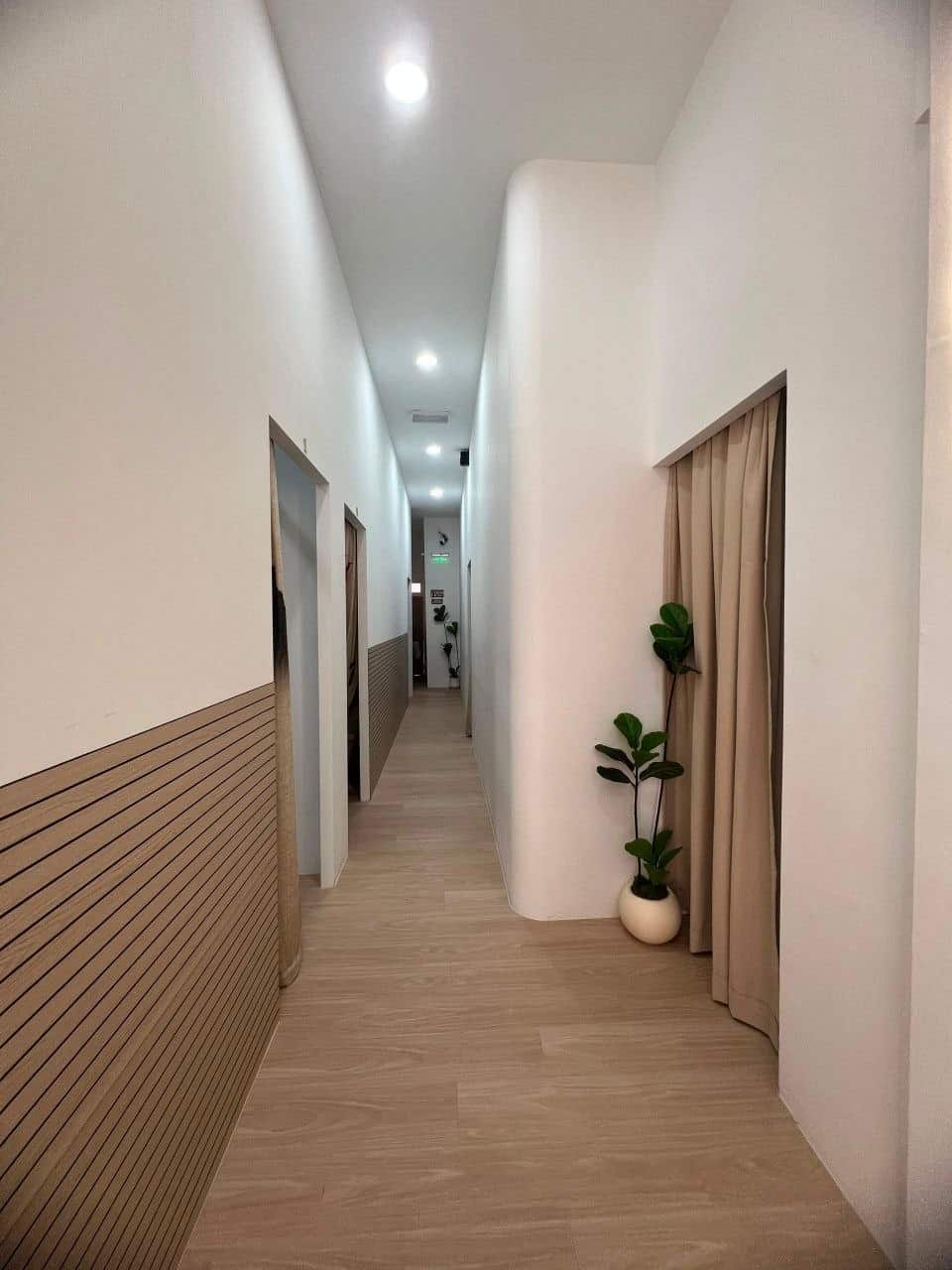 Ground Floor Shoplot Mount Austin 6