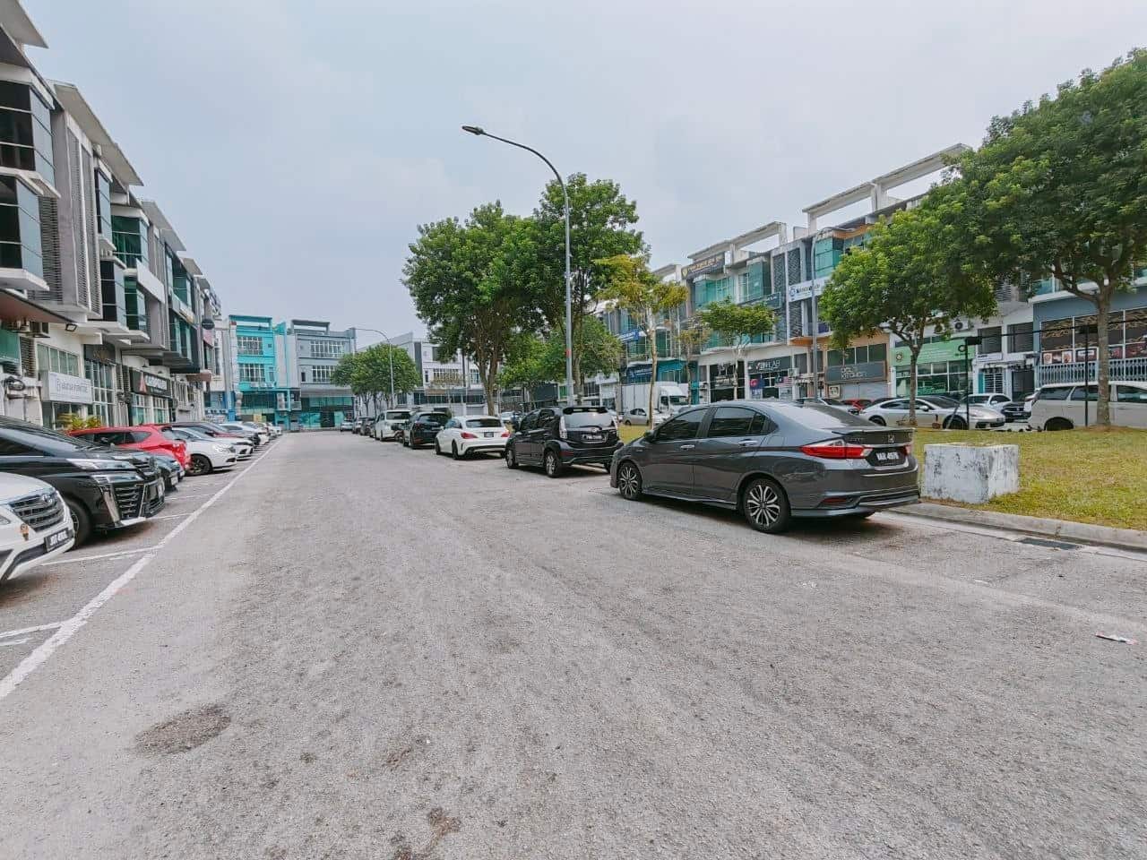 Shoplot Danga Utama 5