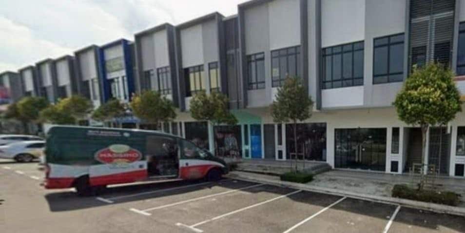 2-Storey Shoplot Eco Curve 4