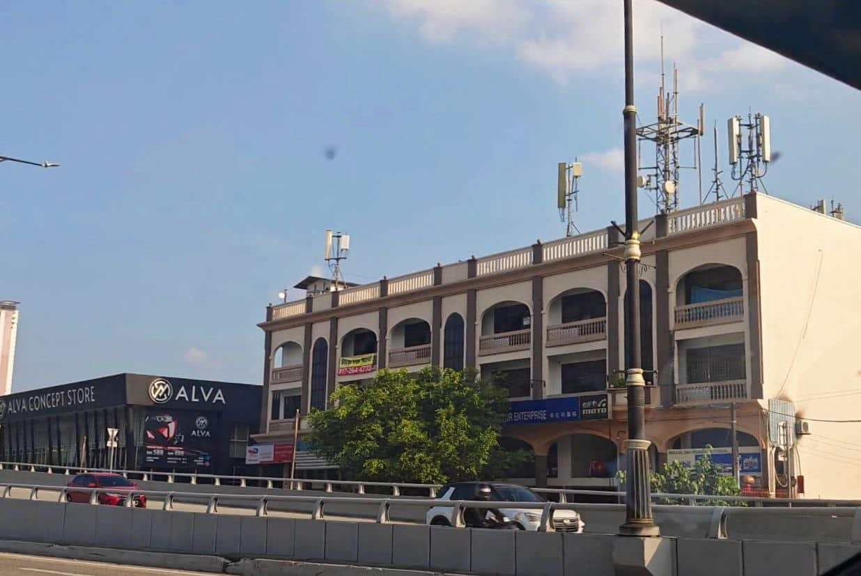3.5-Storey Shoplot Skudai 2