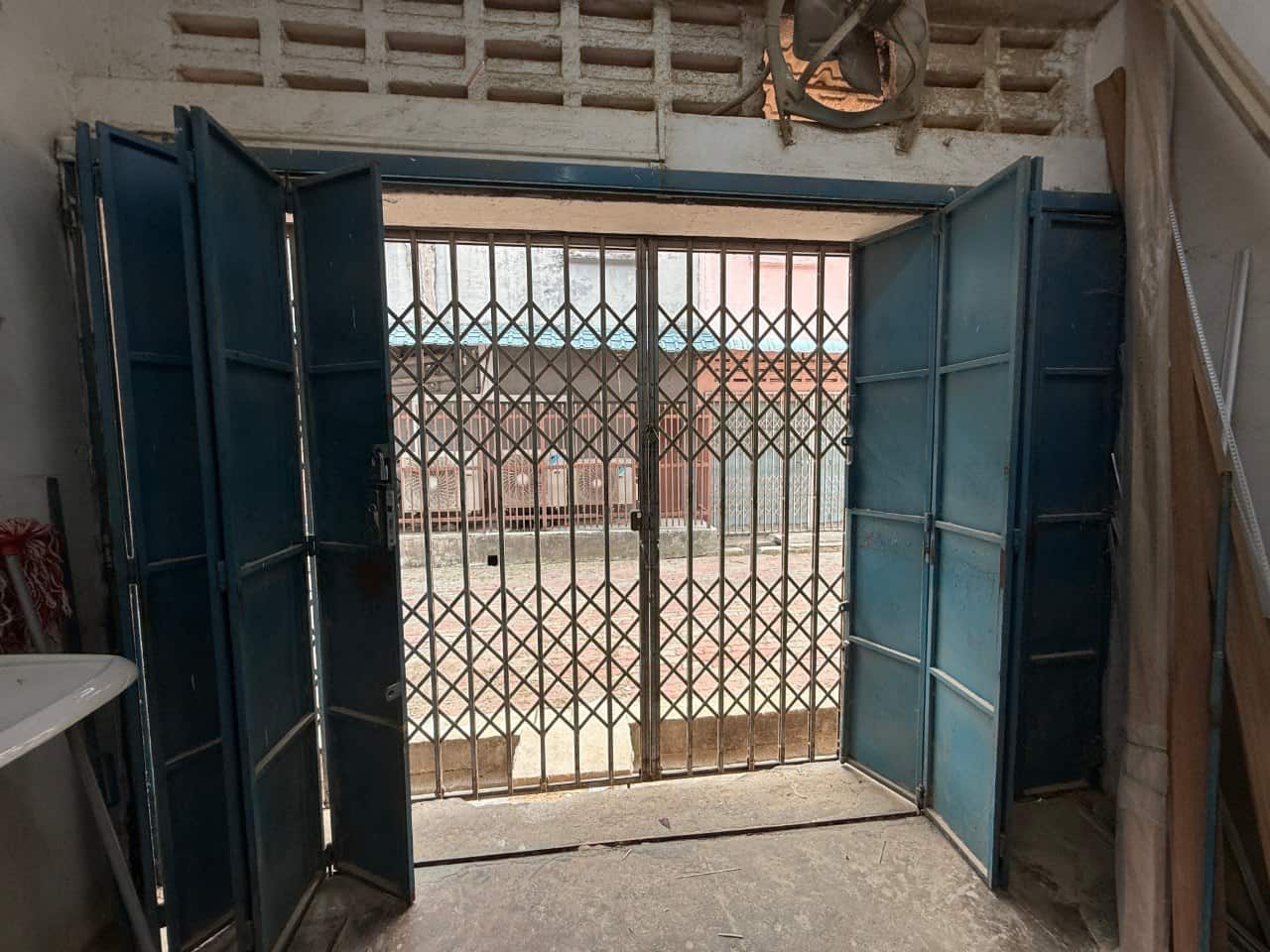 Double Storey Shoplot Taman Skudai Baru 7