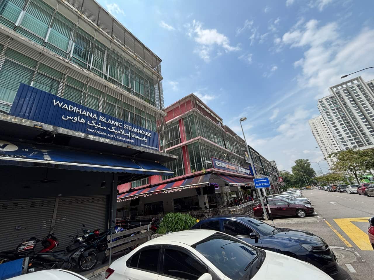 Listing Type: Sale
Property Type: Shop Lot
Locatio… 4