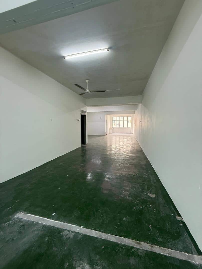 For RENT 
Taman Nusa Sentral 3stry shop
📍Jalan Sen… 3