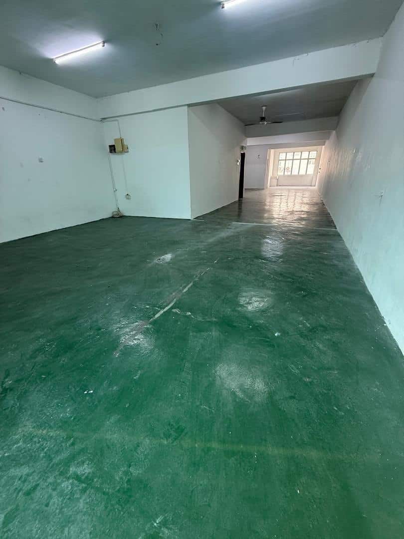 For RENT 
Taman Nusa Sentral 3stry shop
📍Jalan Sen… 4