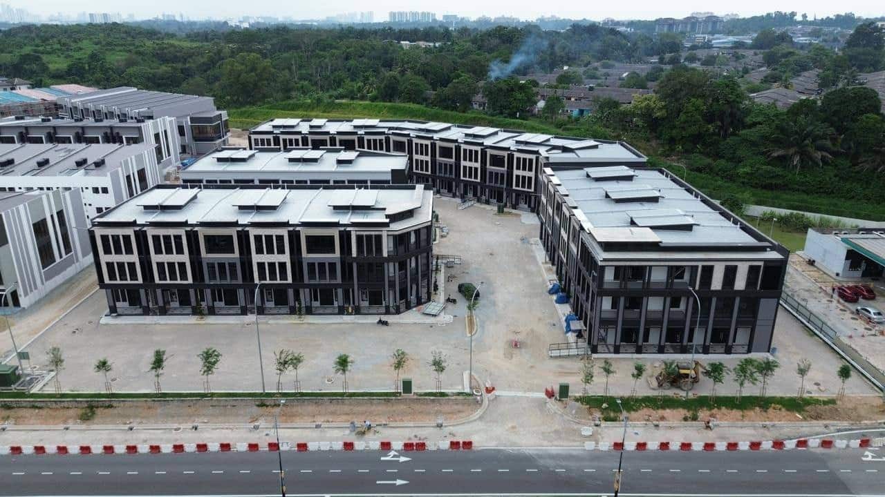 New Shop For Rent
Setia Tropika (Beside Petronas)
…