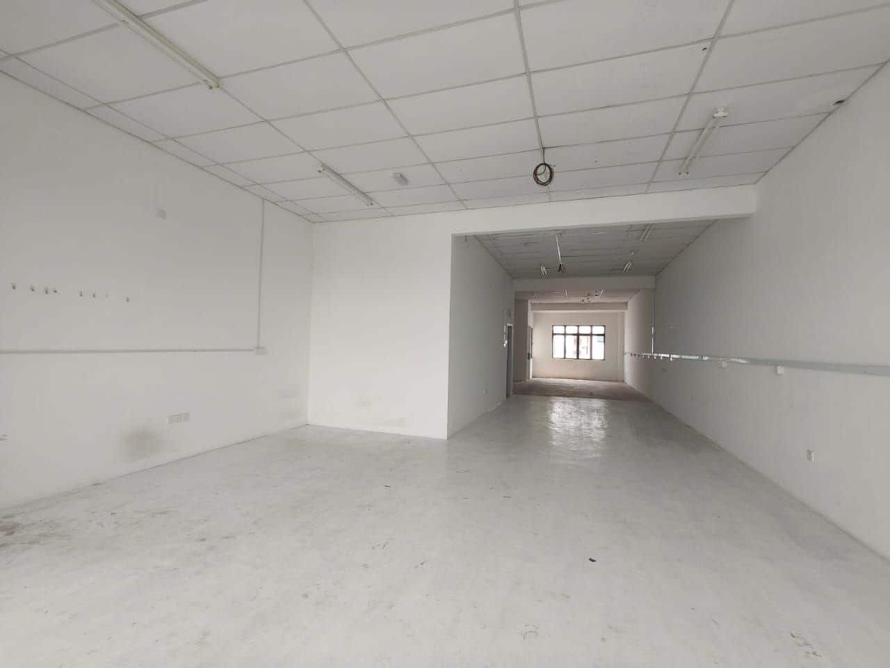 📌 3 Storey Commercial Shoplot Jalan Perjiranan, Ba… 6