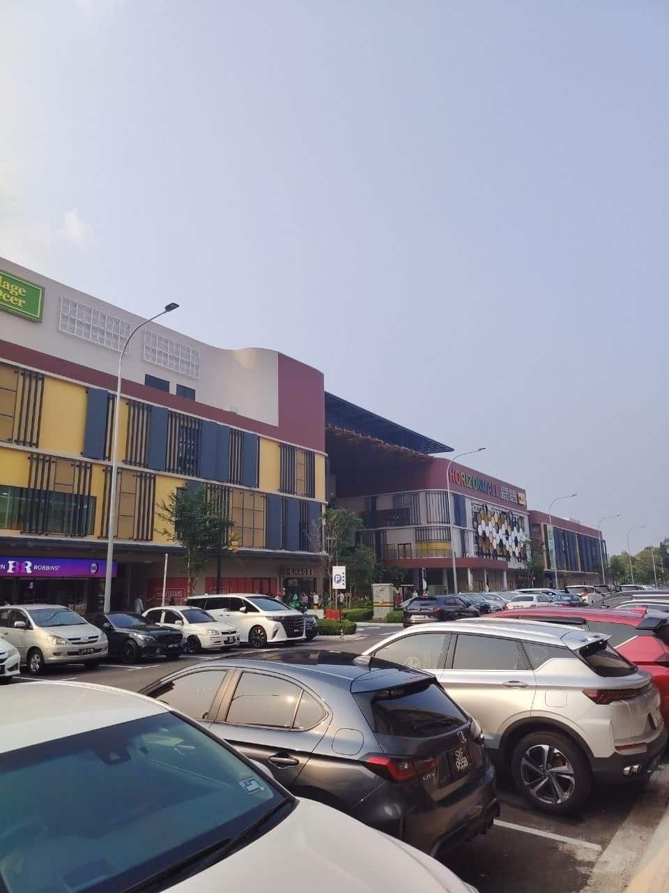 𝐅𝐎𝐑 𝐑𝐄𝐍𝐓

💥Ground Floor Shoplot 
@ Facing Horizon … 3
