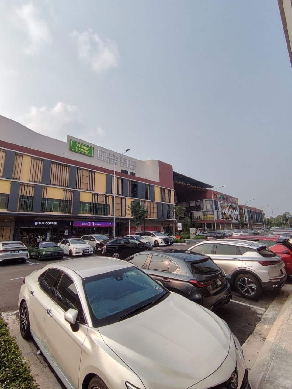 𝐅𝐎𝐑 𝐑𝐄𝐍𝐓

💥Ground Floor Shoplot 
@ Facing Horizon … 4