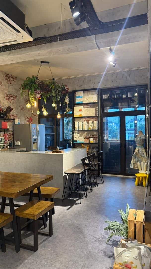 *出顶店屋 Starbucks同一排*
Eco Botanic 1,800sqft
楼上1楼 1st… 4