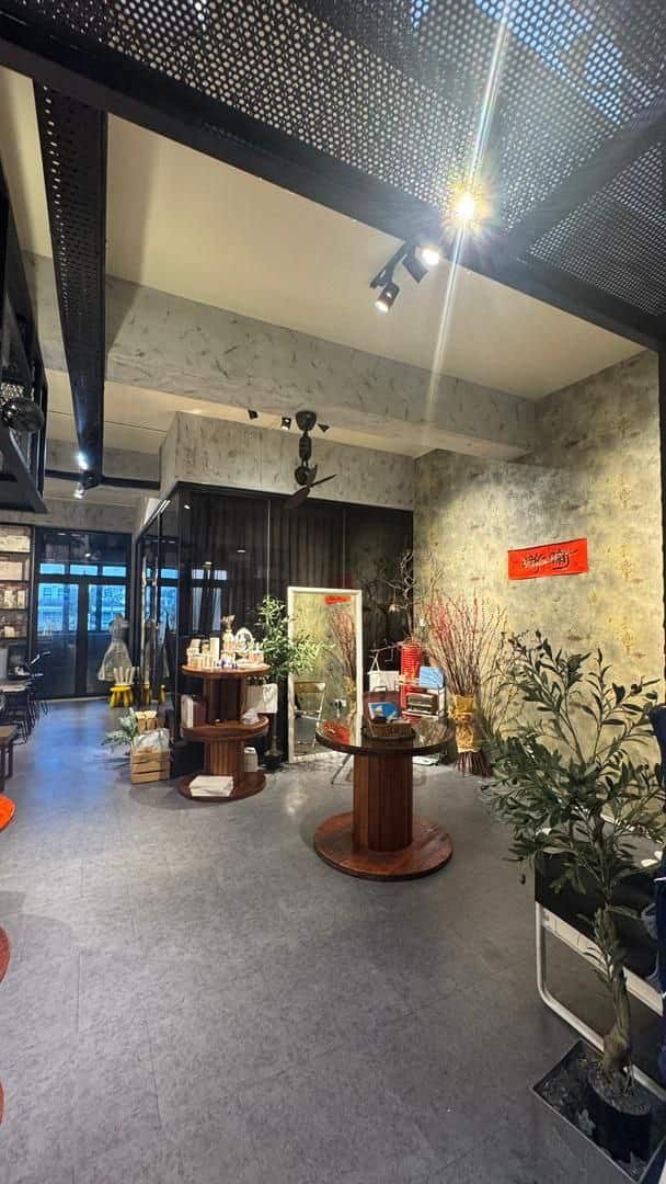 *出顶店屋 Starbucks同一排*
Eco Botanic 1,800sqft
楼上1楼 1st… 9