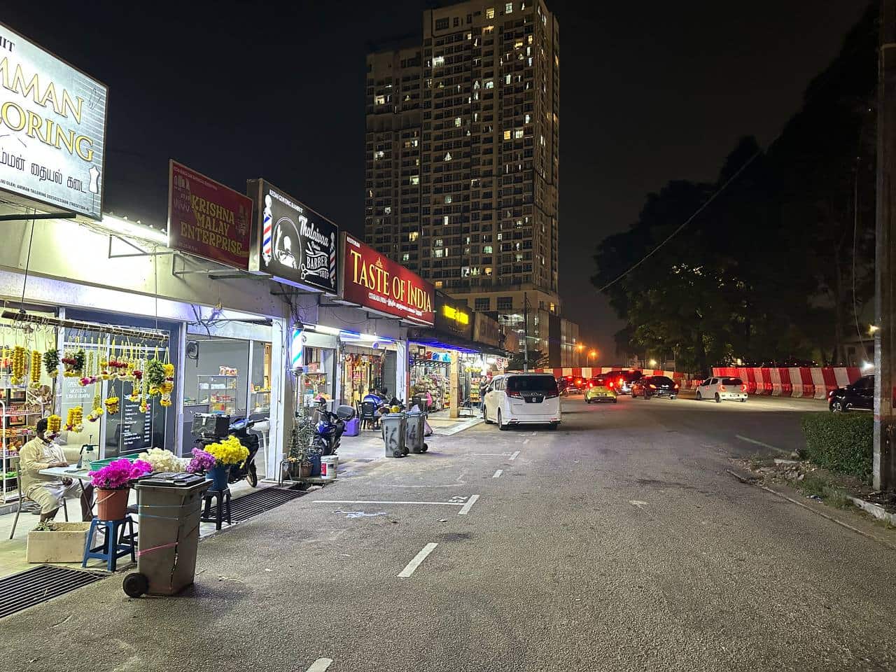 Serene Park shop for rent🔥🔥🔥
坡地走路就到Custom的店屋出租🔥🔥

…