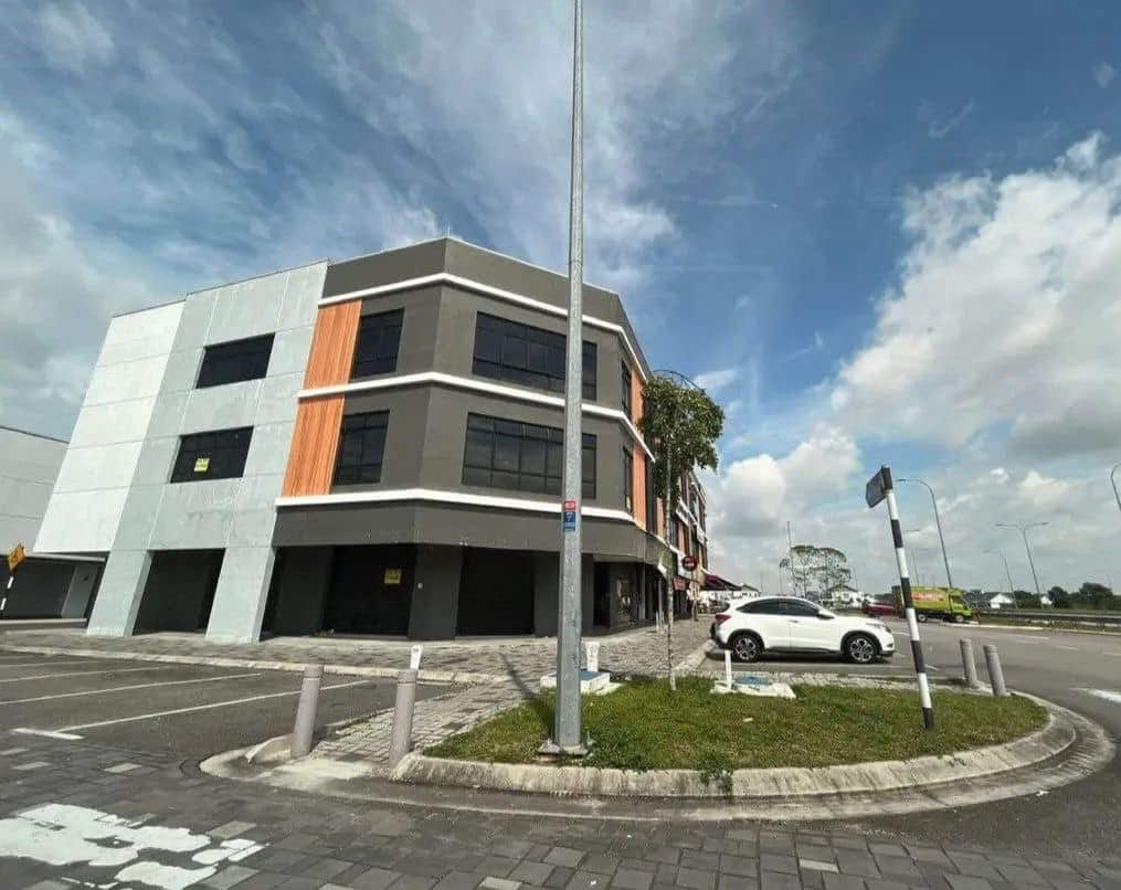 FOR RENT 

Jalan Nusa Bestari 1, Taman Nusa Bestar… 3