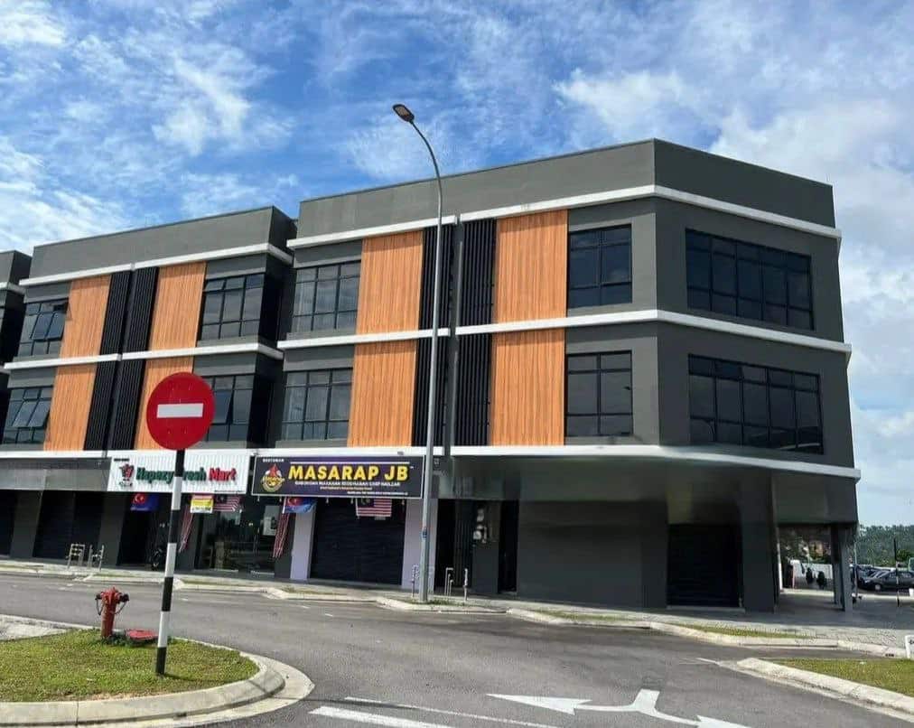 FOR RENT 

Jalan Nusa Bestari 1, Taman Nusa Bestar… 4