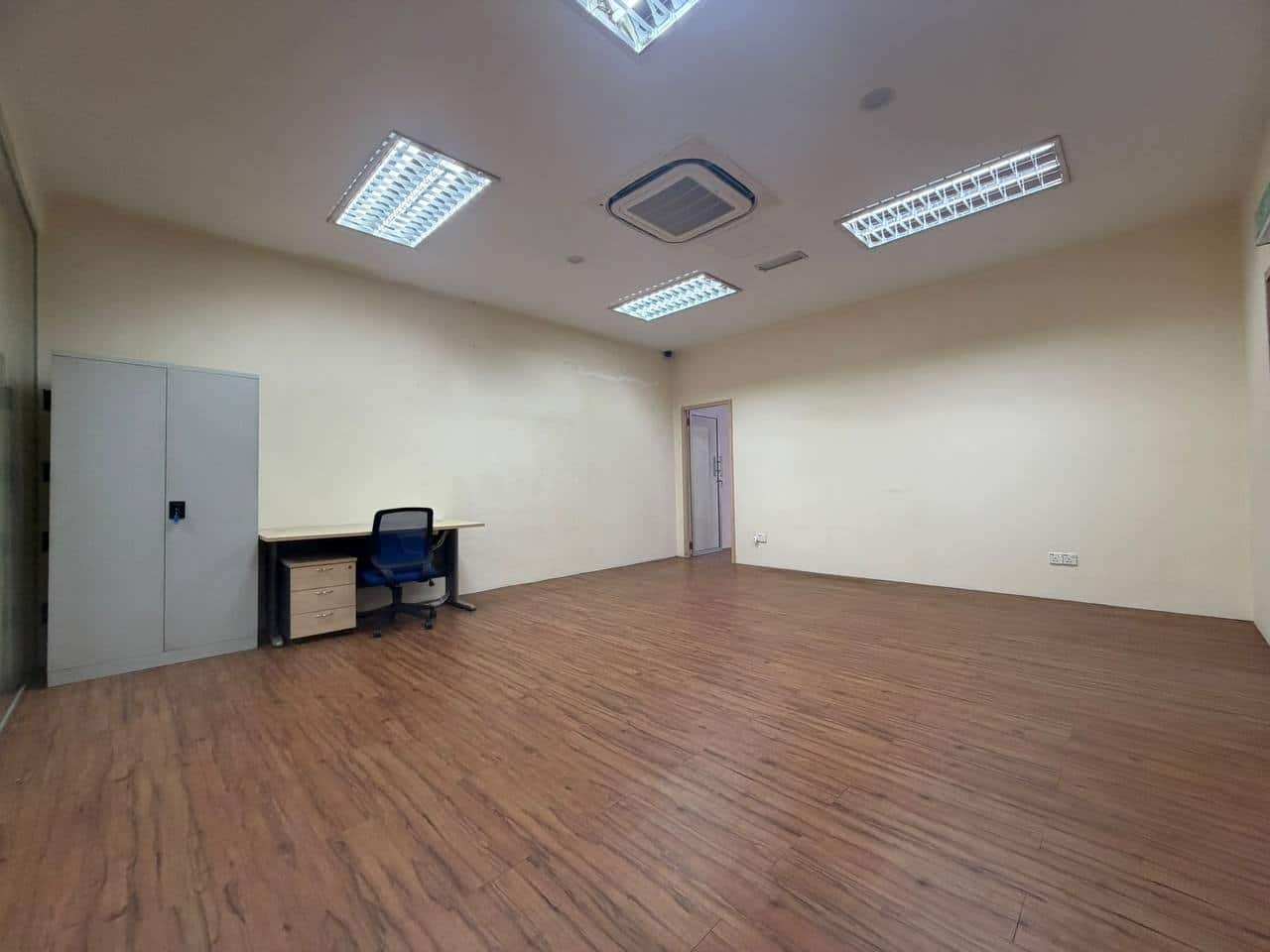 Double Storey Shop Tun Aminah 7
