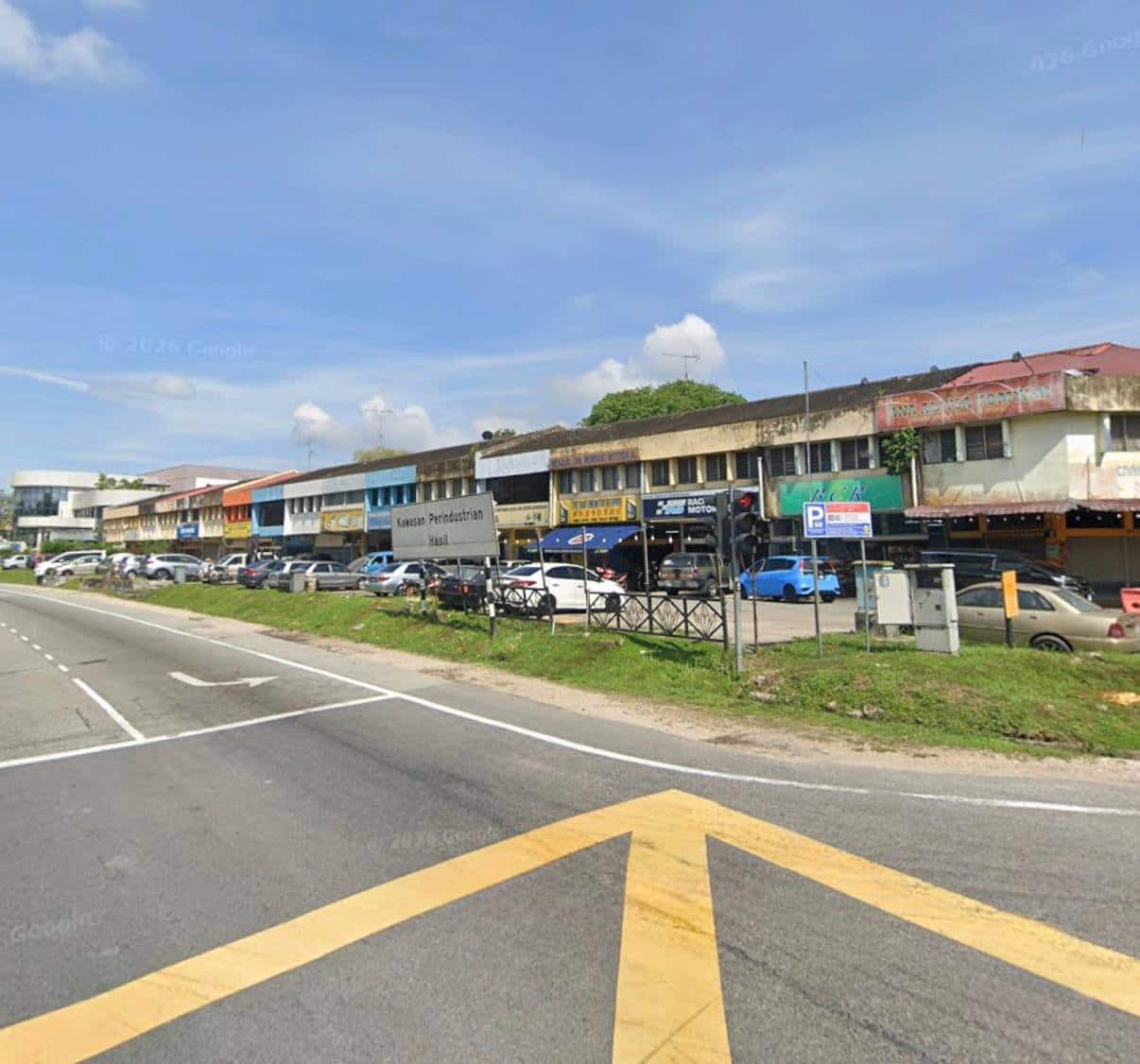 Double-Storey Shoplot Kawasan Perindustrian Tampoi 4