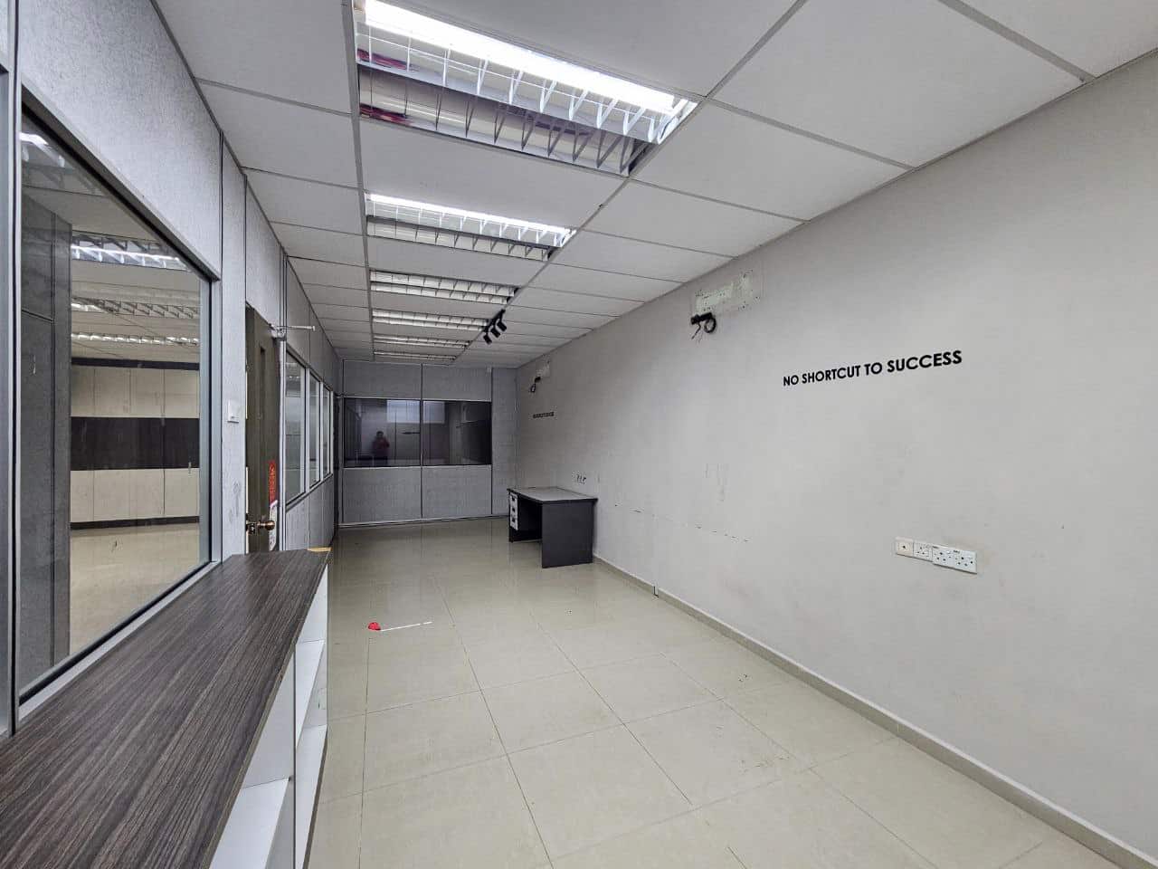 3 Storey Shoplot Mount Austin 5