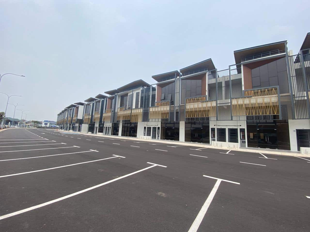 Double-Storey Shoplot Indah Prime 2 @ Bukit Indah 4