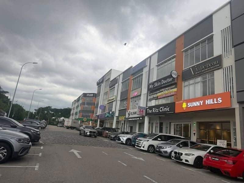 3-Storey Shoplot Austin Crest @ Emerald Business Hub 4