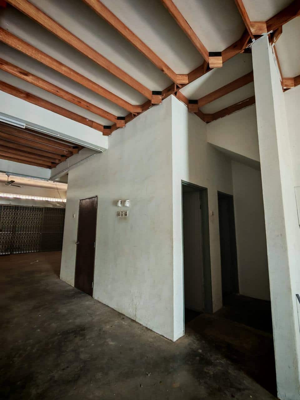 Ground Floor Shop Taman Daya 5