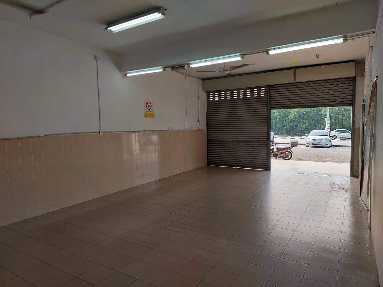 Ground Floor Shop Taman Nusa JayaMas 1/1 4