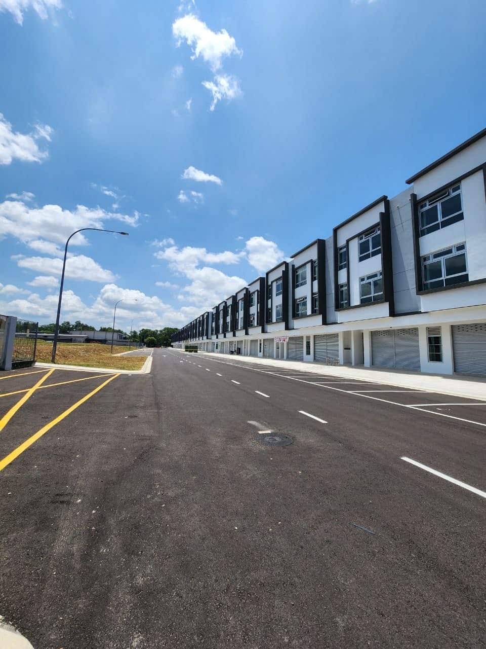 3 Storey Shoplot Adda Heights 3