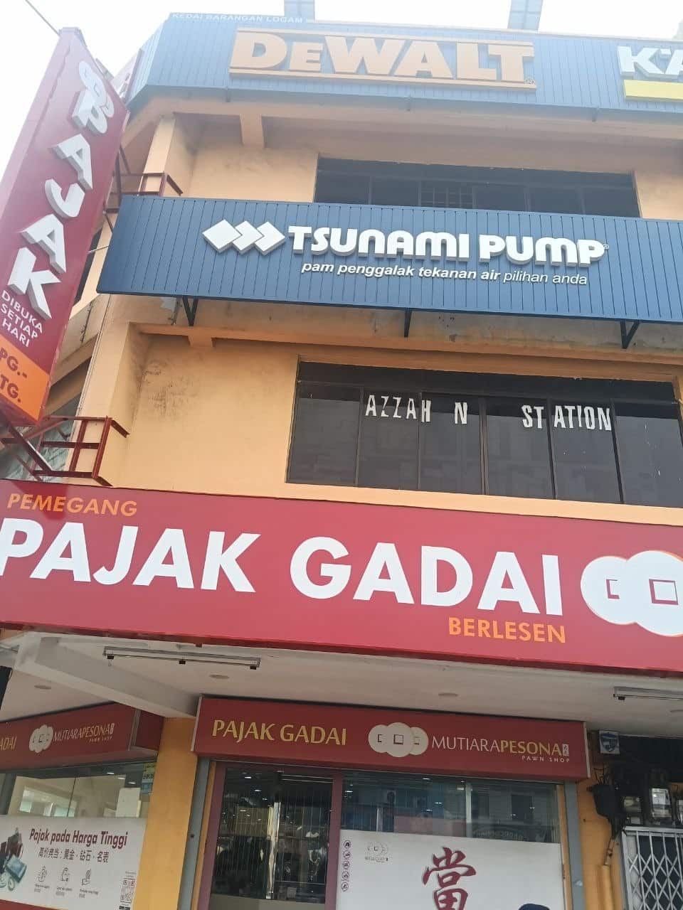 2-Storey Shoplot Jalan Panggung Wayang 5