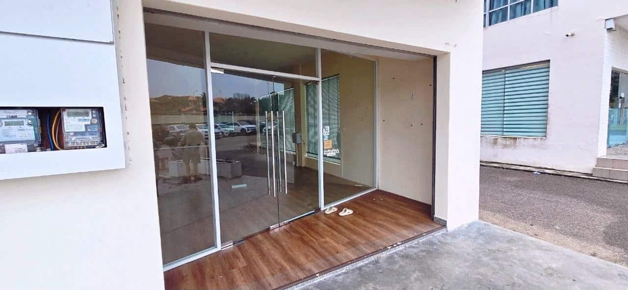 3-Storey Shoplot Austin Heights, Taman Mount Austin 4