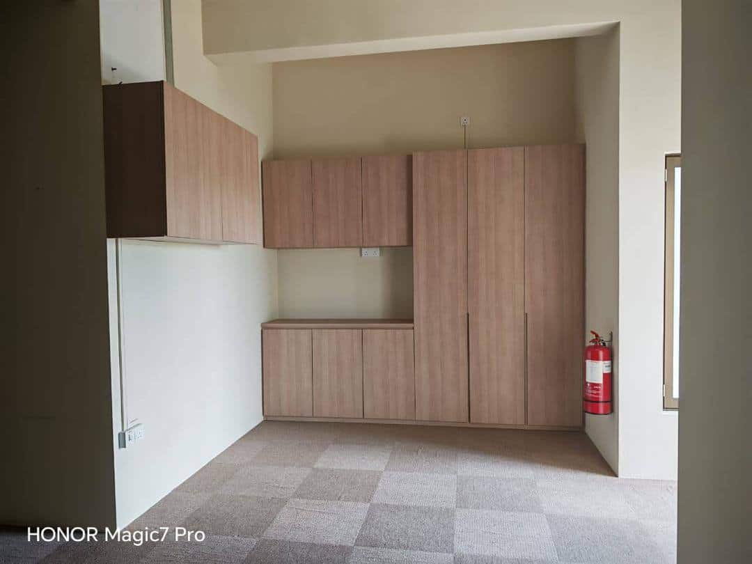 3-Storey Shop Lot Larkin Town Centre 7