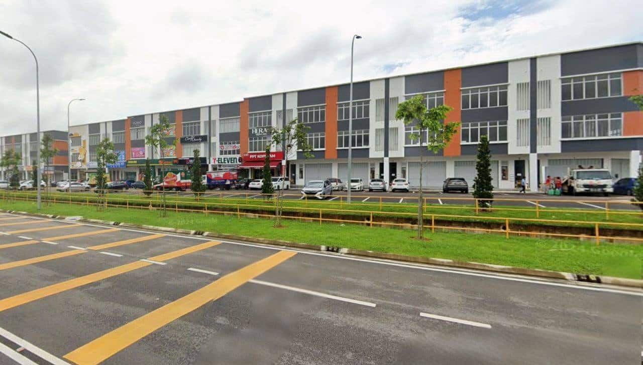 4-Storey Shoplot Crest Austin 1