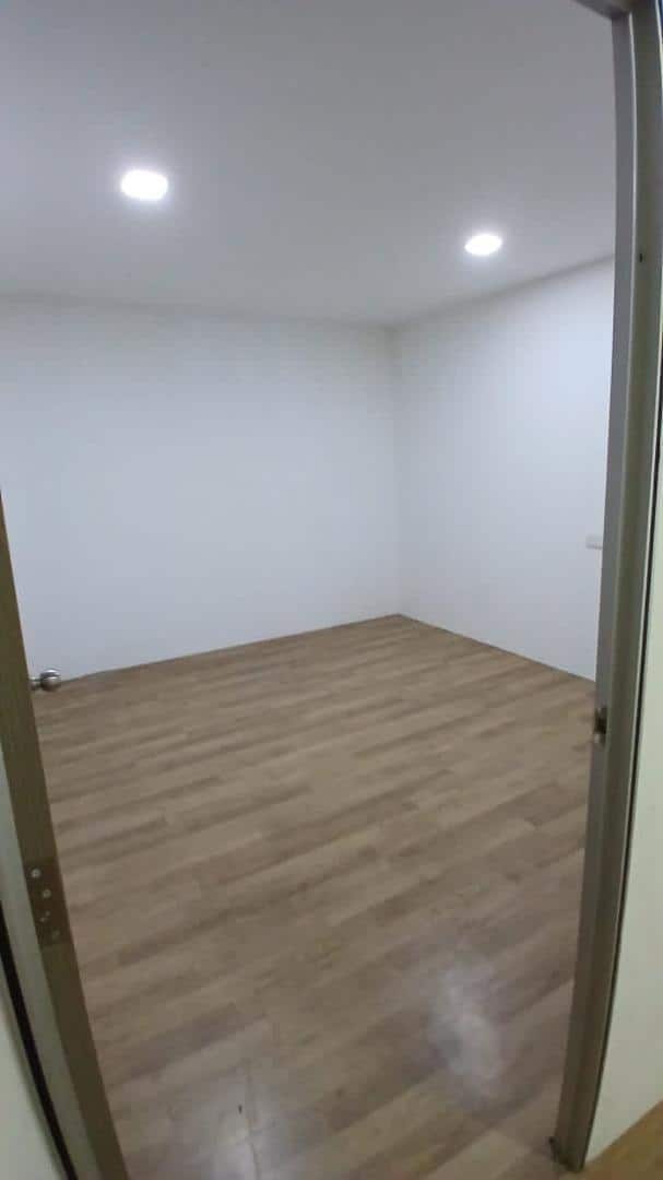 3-Storey Shoplot Ground Floor Taman Molek 8