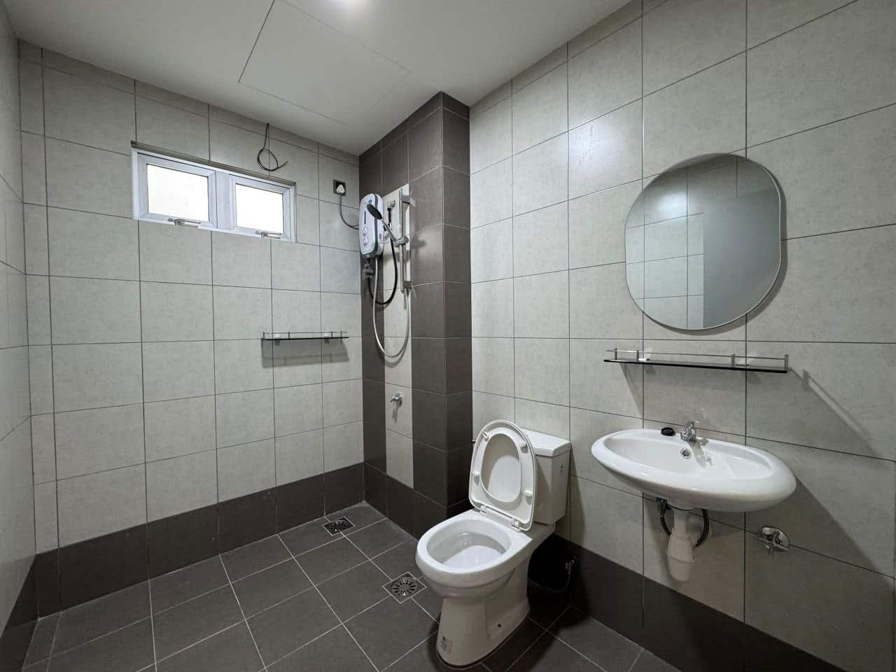 Condo JB Town 7