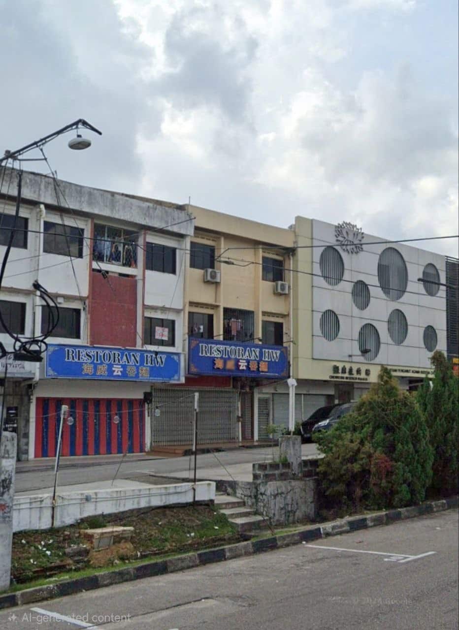 1.5-Storey Corner Unit Taman Pelangi 5