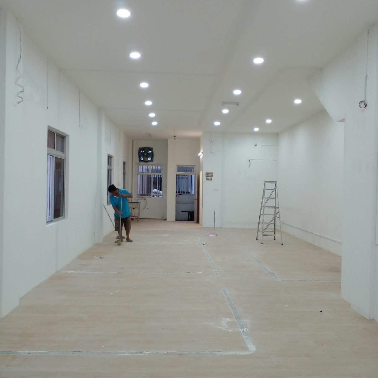 Ground Floor Shoplot Austin Heights 2