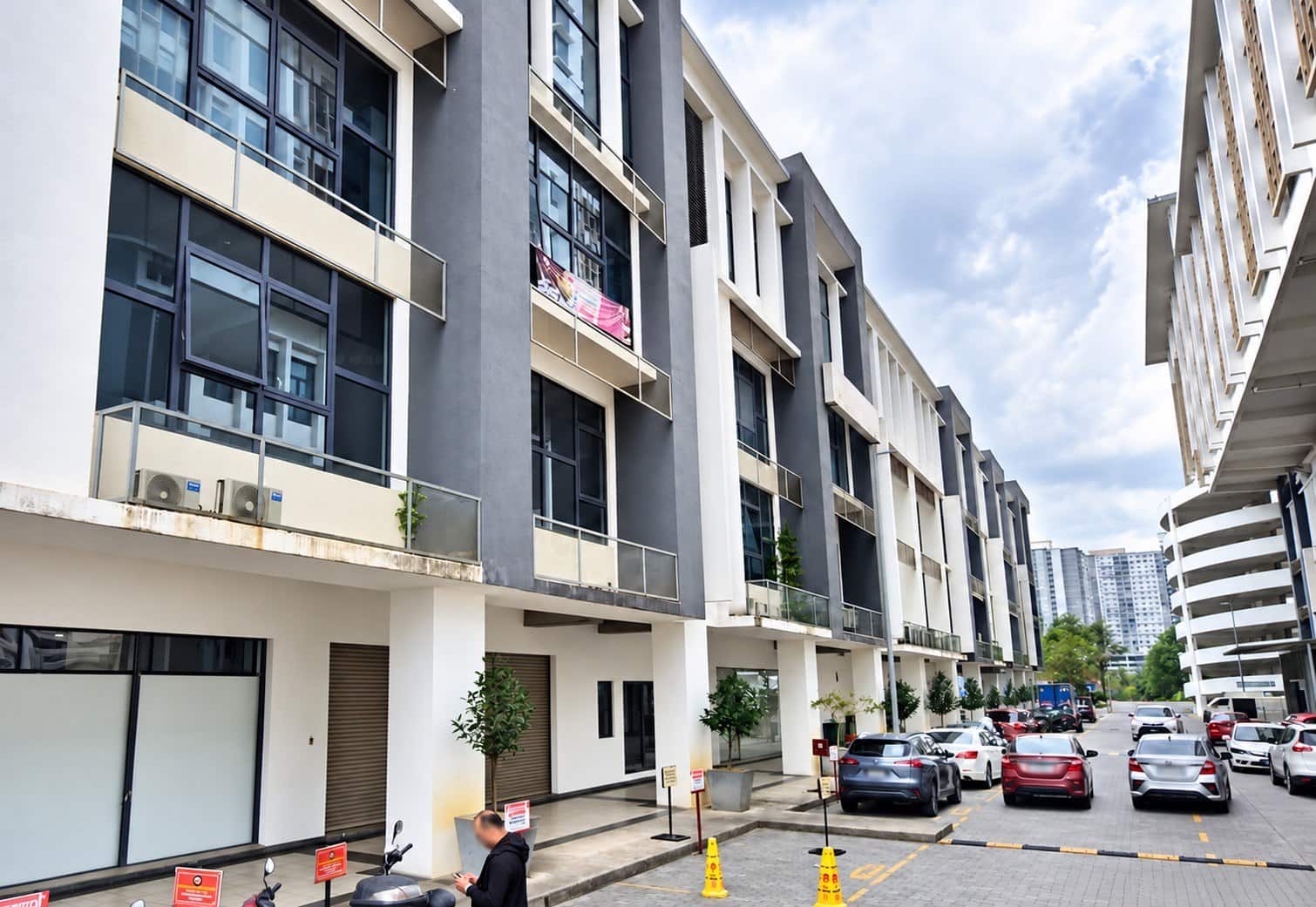 Shop Office 1 Tebrau 4