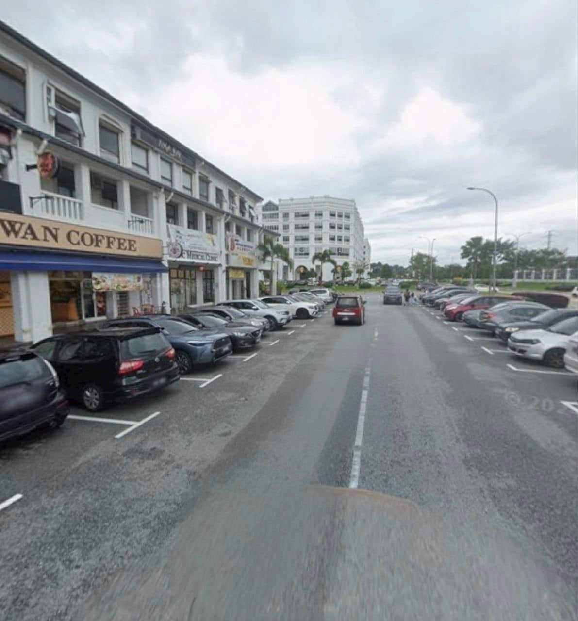 3 Storey Shoplot Eco Botanic 2