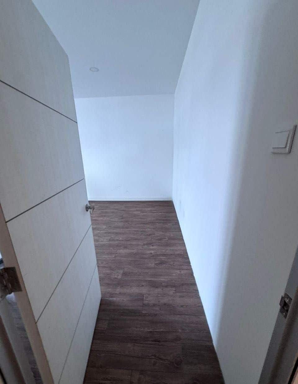3-Storey Commercial Shoplot Taman Mount Austin 6