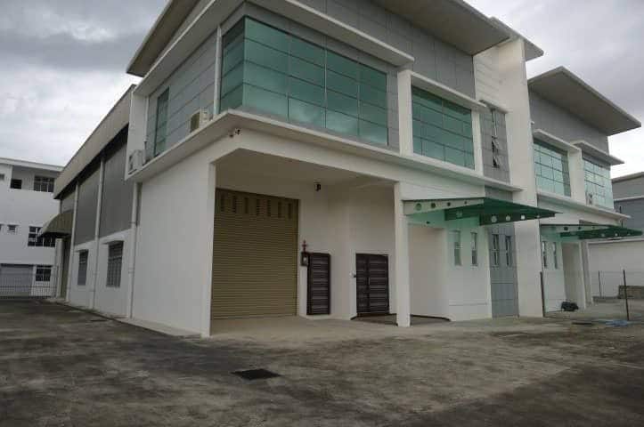 1.5 Story Semi-D Factory Taman Kempas Utama
