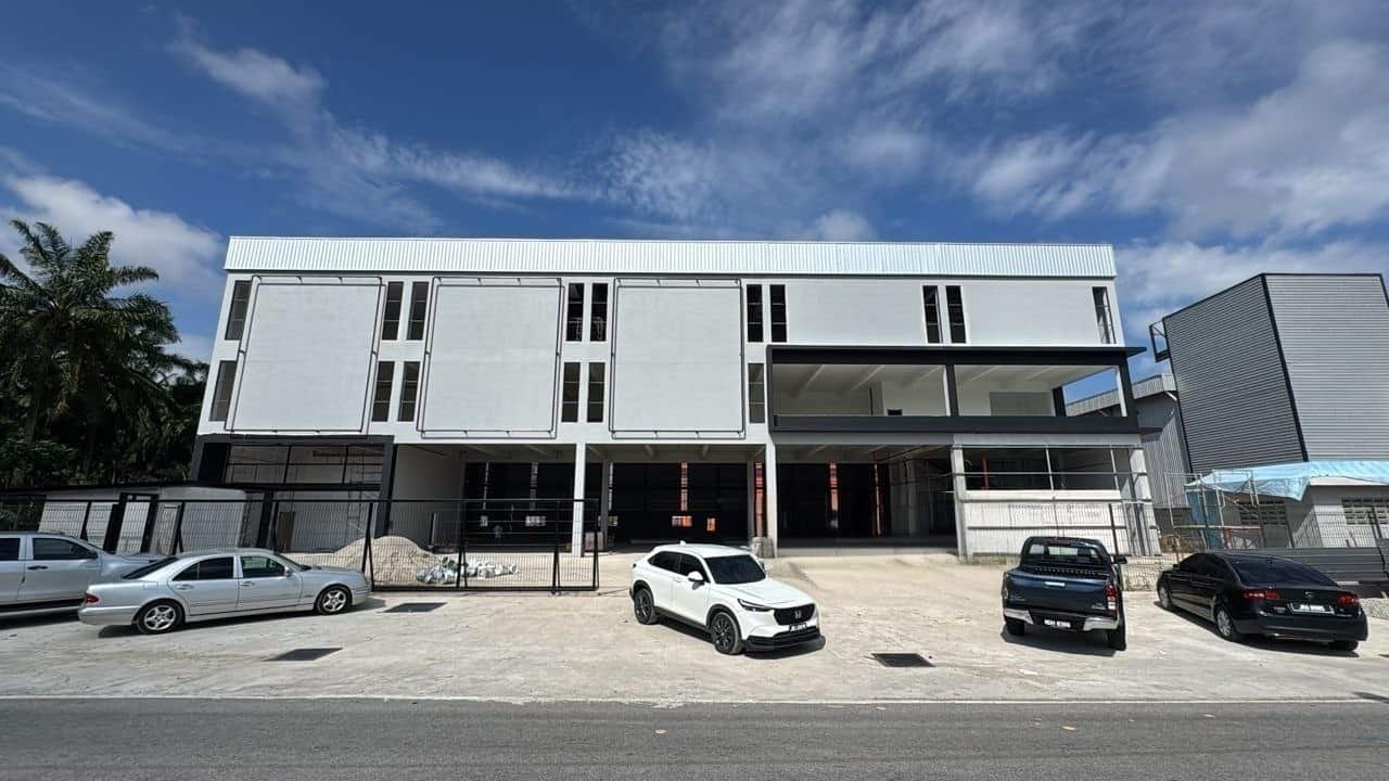 Detached Factory Desa Idaman Seelong