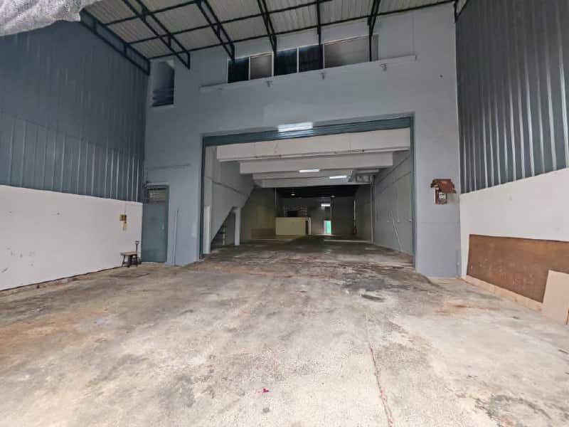 1.5 Storey Terrace Factory Taman Tan Sri Yaacob