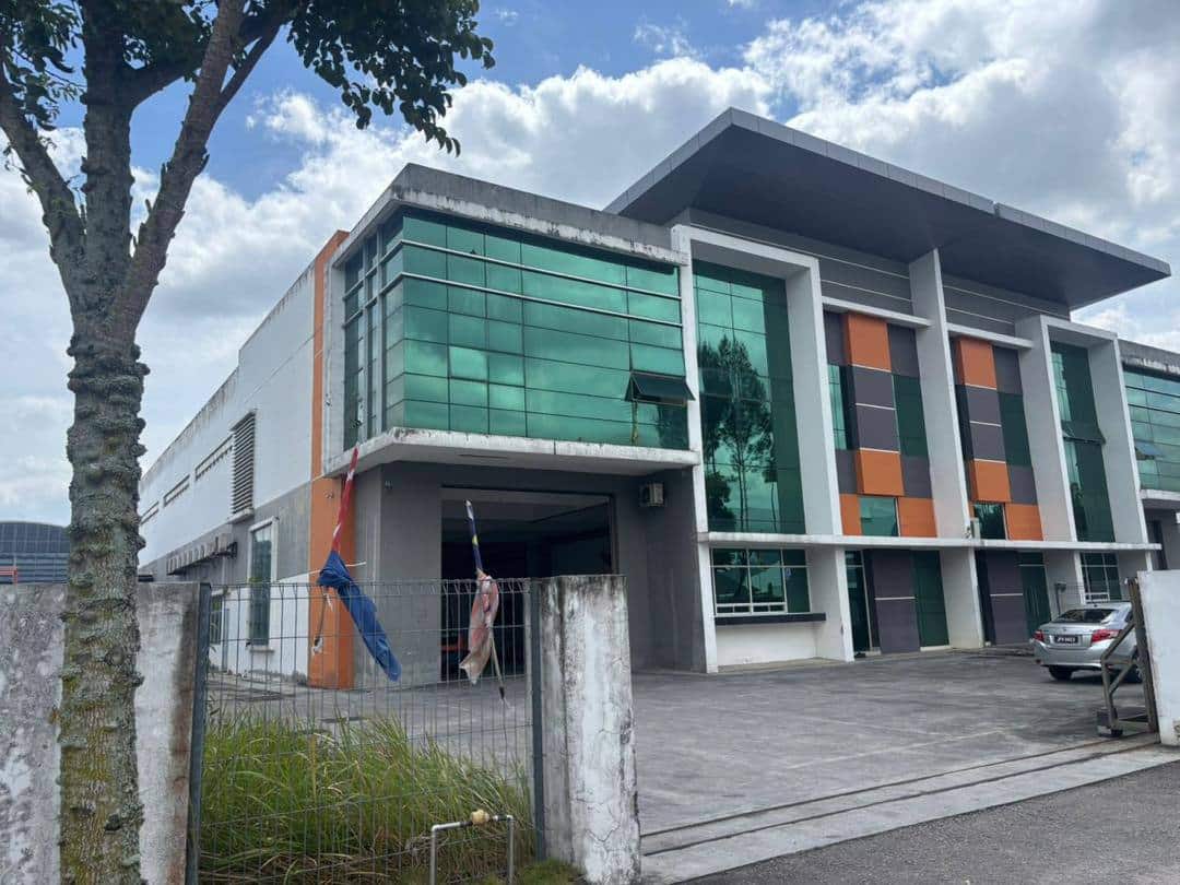 Semi-Detached Desa Cemerlang 1