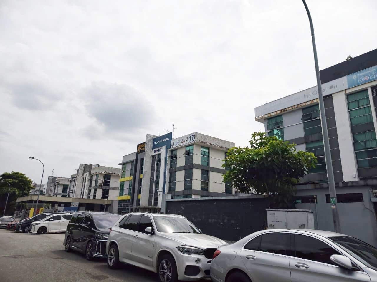 3 Storey Cluster Factory Mutiara Emas @ Mount Austin