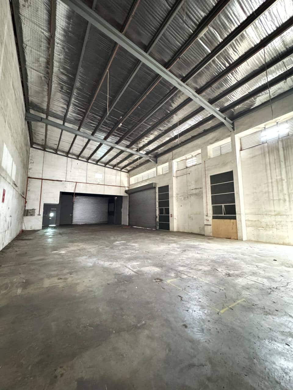 3 storey Cluster Factory Mount Austin 4