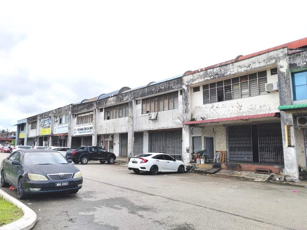 1.5 Storey Terrace Factory Desa Jaya