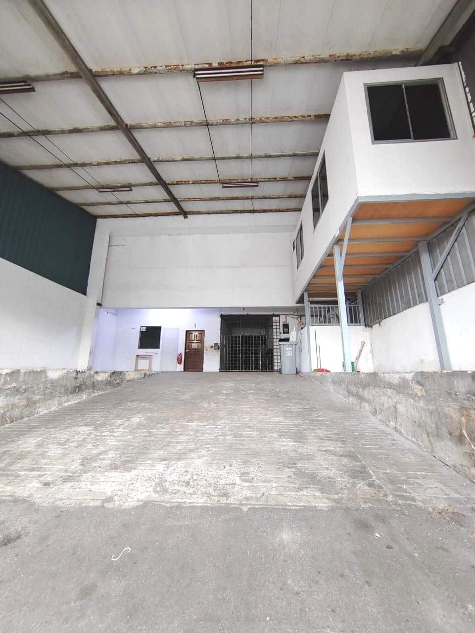 1.5 Storey Semi-D Factory Desa Jaya