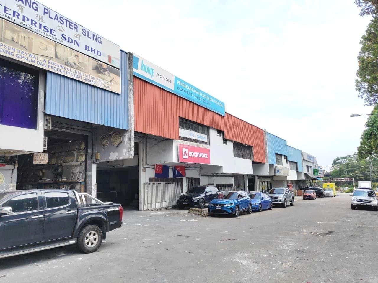1.5 Storey Terrace Factory Johor Jaya 4