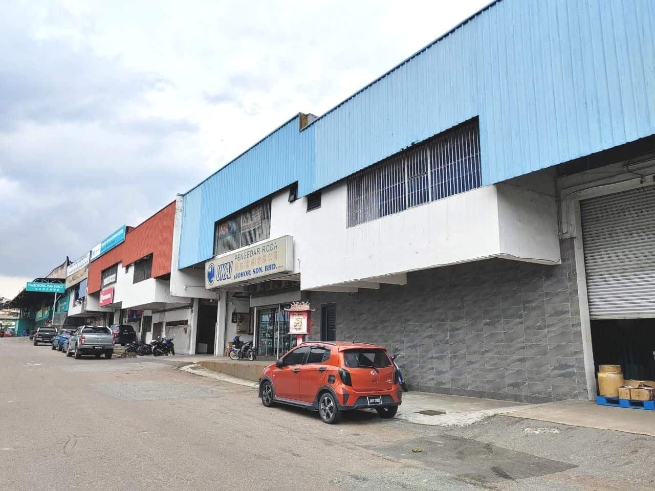 1.5 Storey Terrace Factory Johor Jaya 2