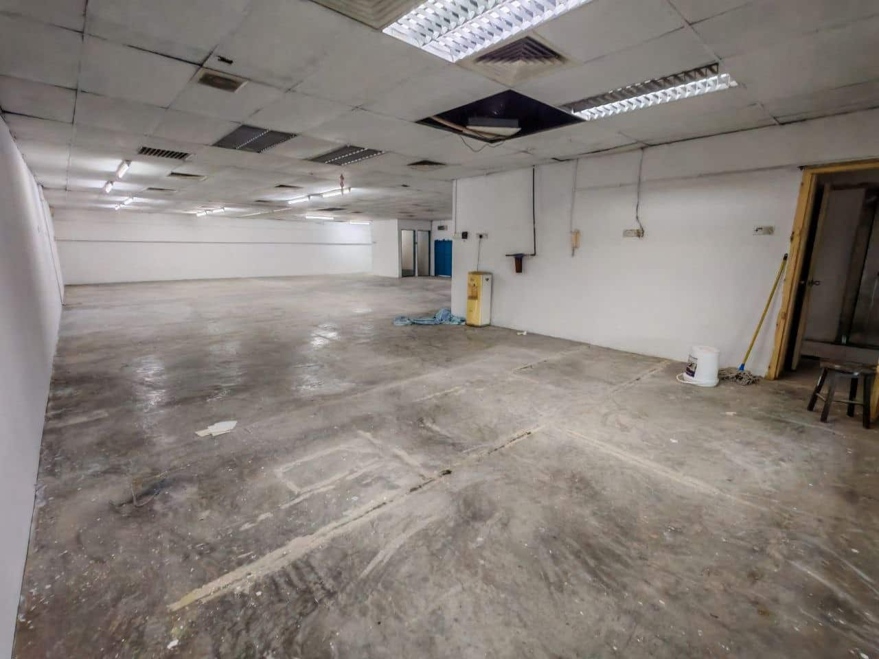 Single Storey Detached Factory (with Concrete Mezzanine Floor) Permas Jaya 6