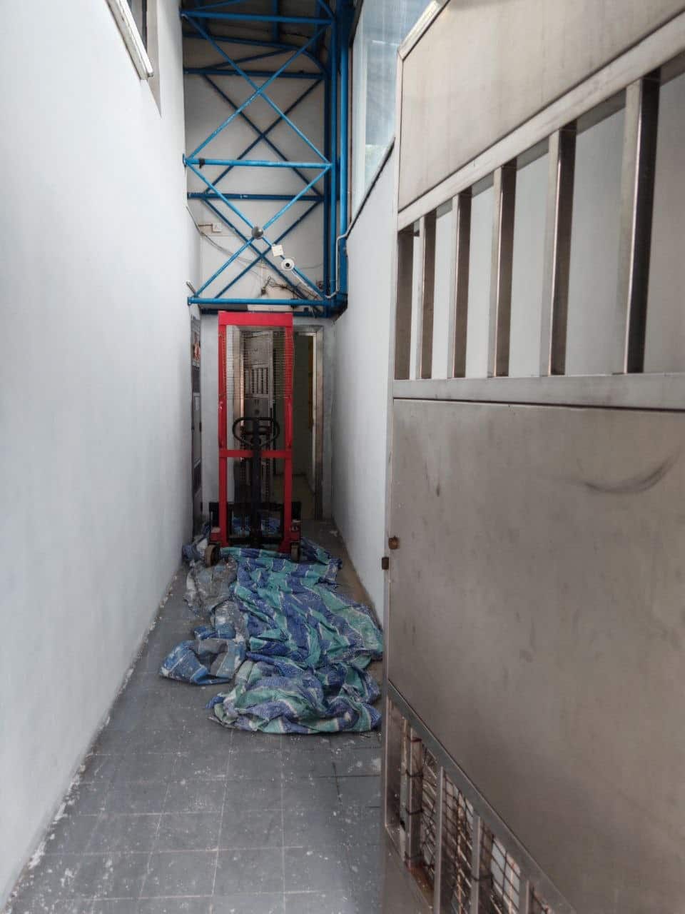 Single Storey Detached Factory (with Concrete Mezzanine Floor) Permas Jaya 9