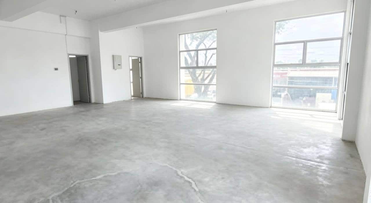 3 Storey Cluster Factory Taman Mount Austin 2